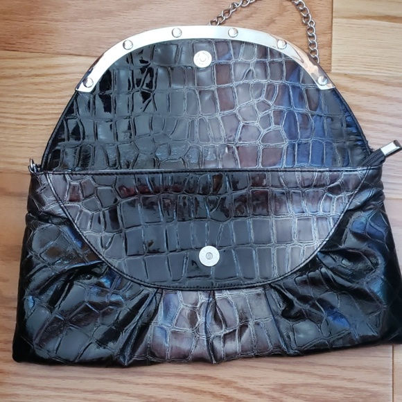 Silver/black clutch - Picture 2 of 7